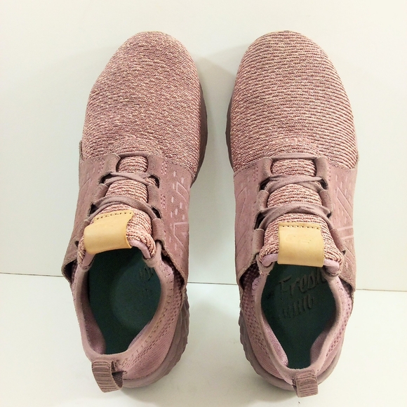 New Balance Fresh Foam Women 9 Pink Running Shoes - Picture 6 of 8